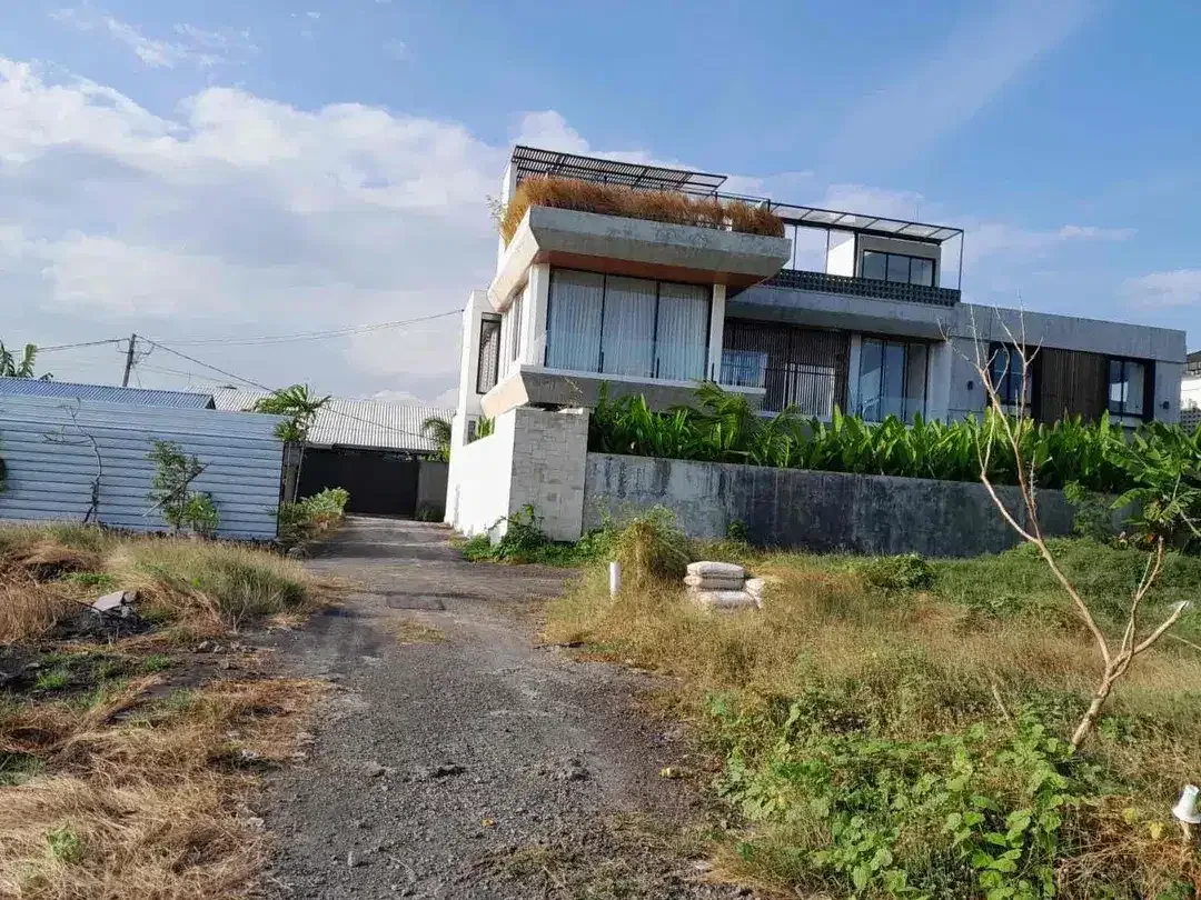 dijual lahan kecil view sawah lokasi Kerobokan kawasan villa - Image 3 of 8