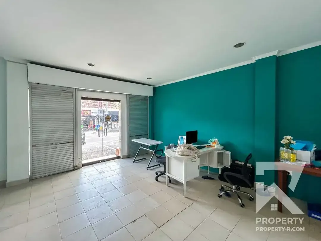 Commercial Office Retail Space in Beachside Sanur for Rent Monthly - Image 5 of 6