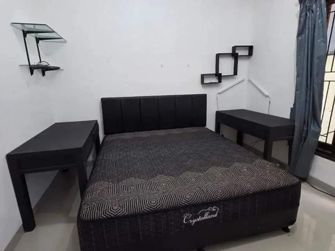 Rumah 2 Lantai 3 Kamar Tidur Disewakan di Dalung, Kerobokan - Image 7 of 10