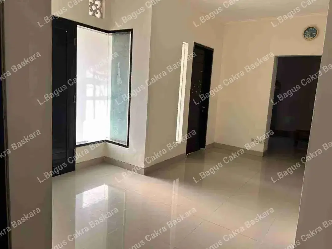 Dijual Rumah 2 Lantai + Rooftop Lingkungan Perumahan Nyaman
Perum Tukad Pancoran Panjer, Denpasar Selatan - Image 3 of 10
