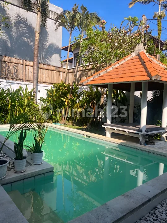 Villa 2 Kamar di Umalas dengan Taman dan Pool Semi Furnished - Image 3 of 4