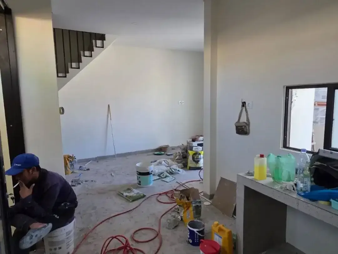 RUMAH BARU 2 LANTAI SIAP HUNI JL. GEMITIR KESIMAN DENPASAR BALI - Image 8 of 10