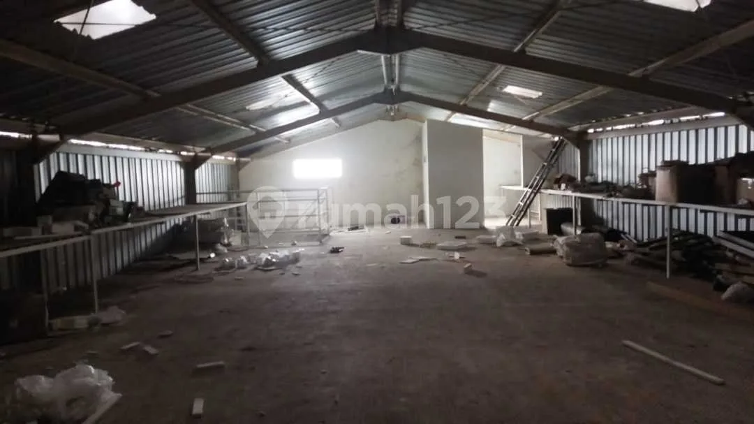 Dijual Ruko 3,5 M Parkiran Luas Jalan Utama Supratman Bali - Image 3 of 4