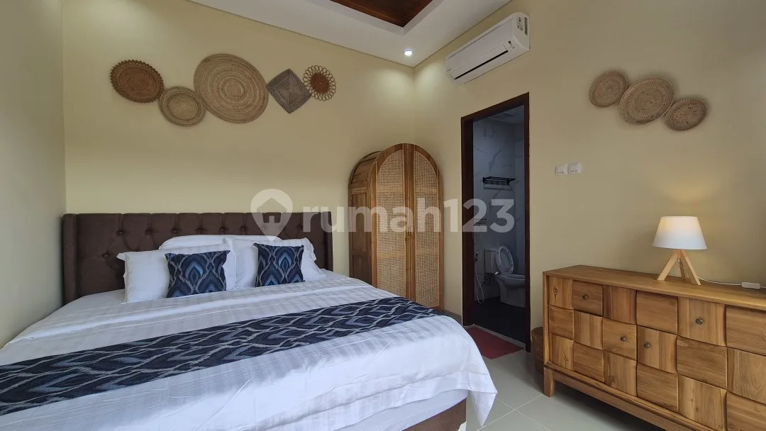 Modern Tropical Villa In Nusa Dua Kampial 100M From Dharmawangsa - Image 2 of 4
