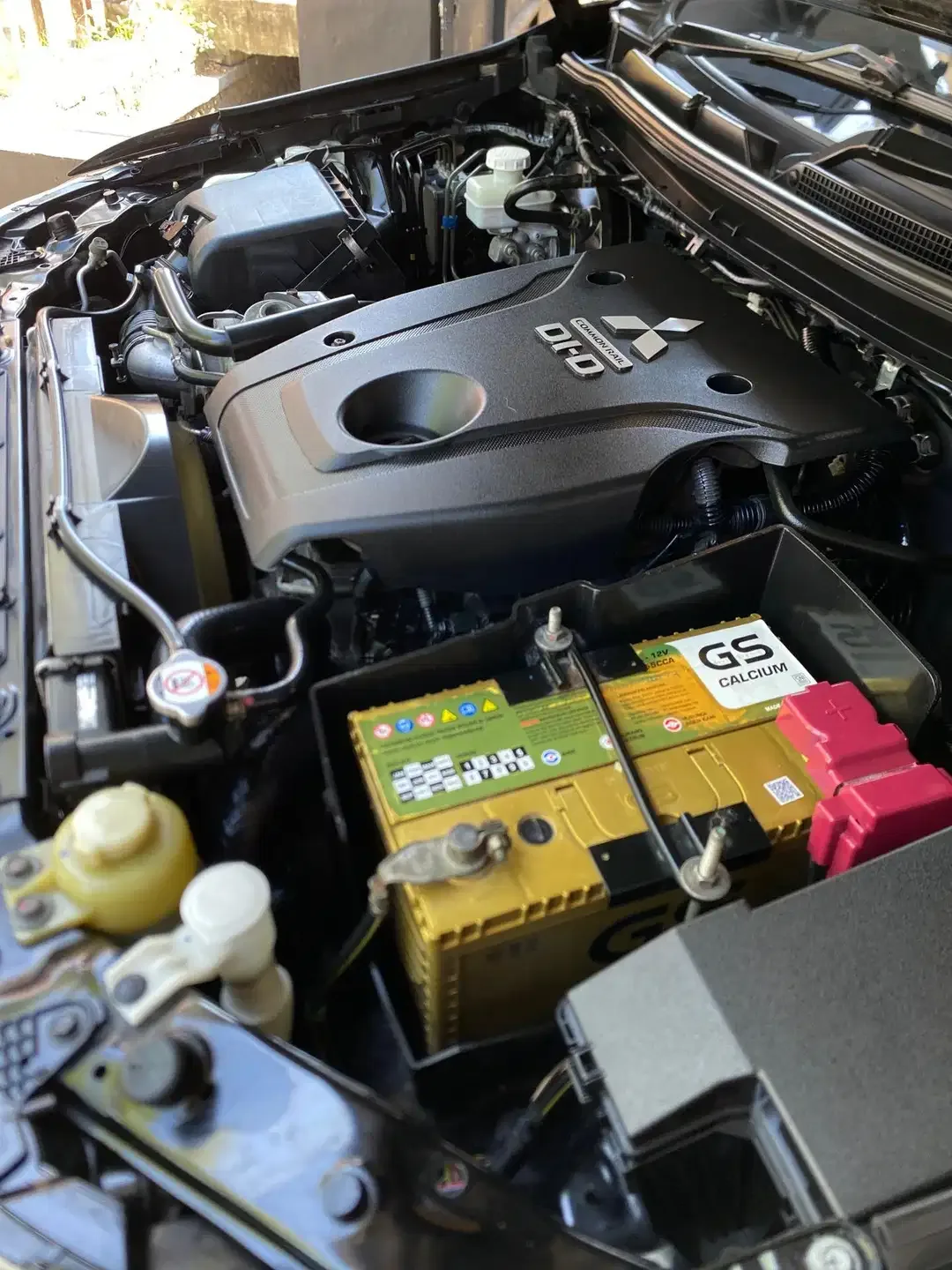 Pajero Sport Dakar 4x2 Rockford Black Edition 2019 - Image 4 of 10