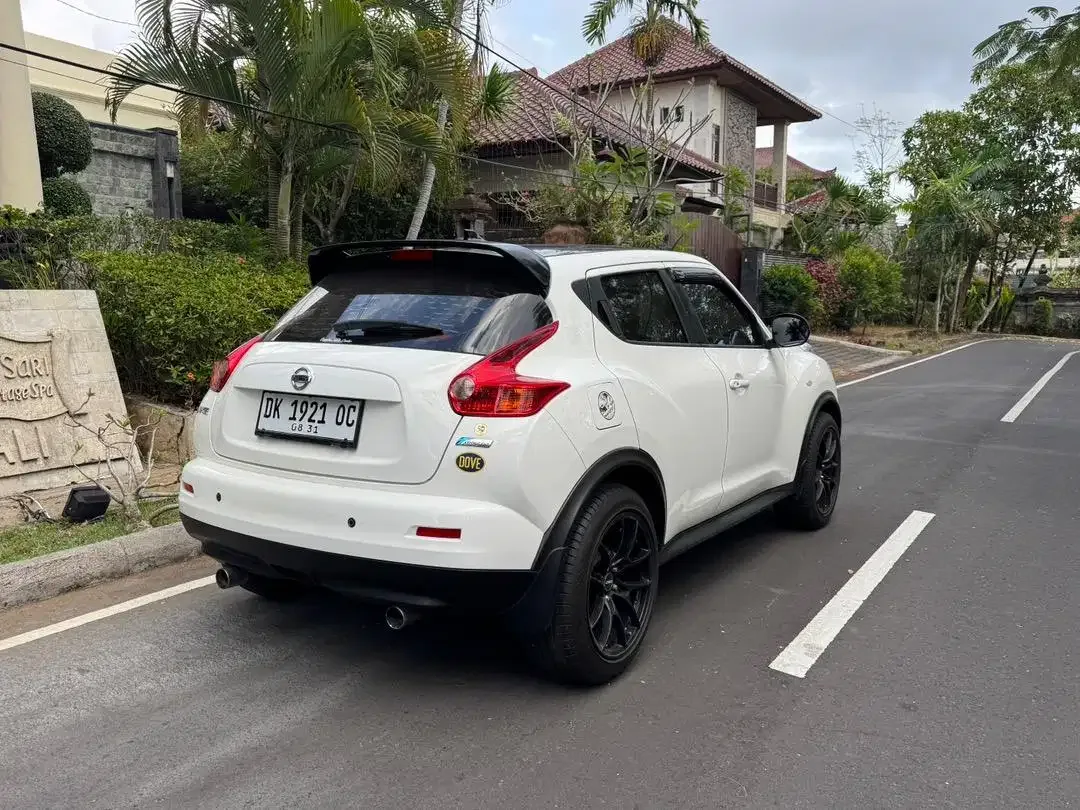 Nissan Juke 1.5 RX Matic 2011 Putih, Plat DK Asli, Tangan Pertama! - Image 3 of 10