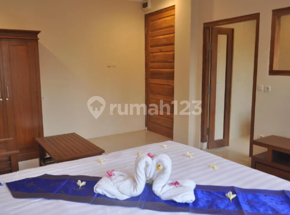 Family Room/Villa with Balcony and Direct Access to Beach â 36 sqm at Hotel Crystal Beach Bali (Karangasem, Candi Dasa) - Image 3 of 4