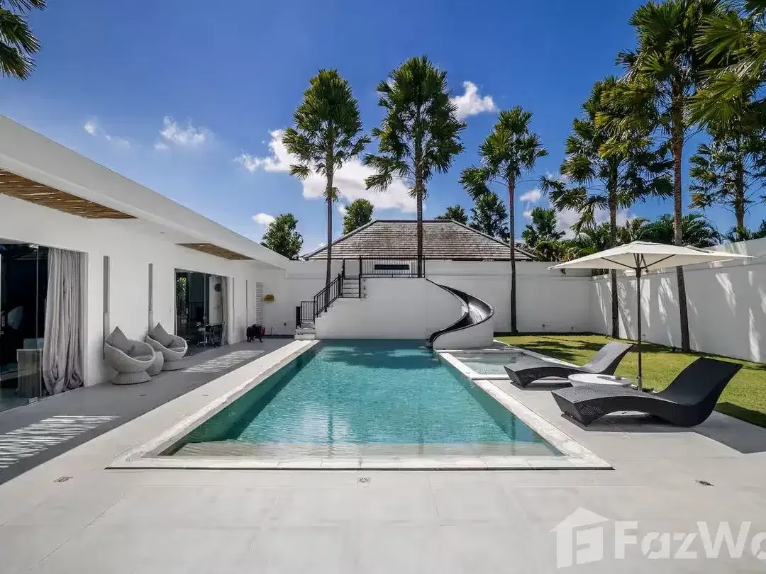 4 Bedroom Villa for sale in Berawa, Bali - Image 3 of 10