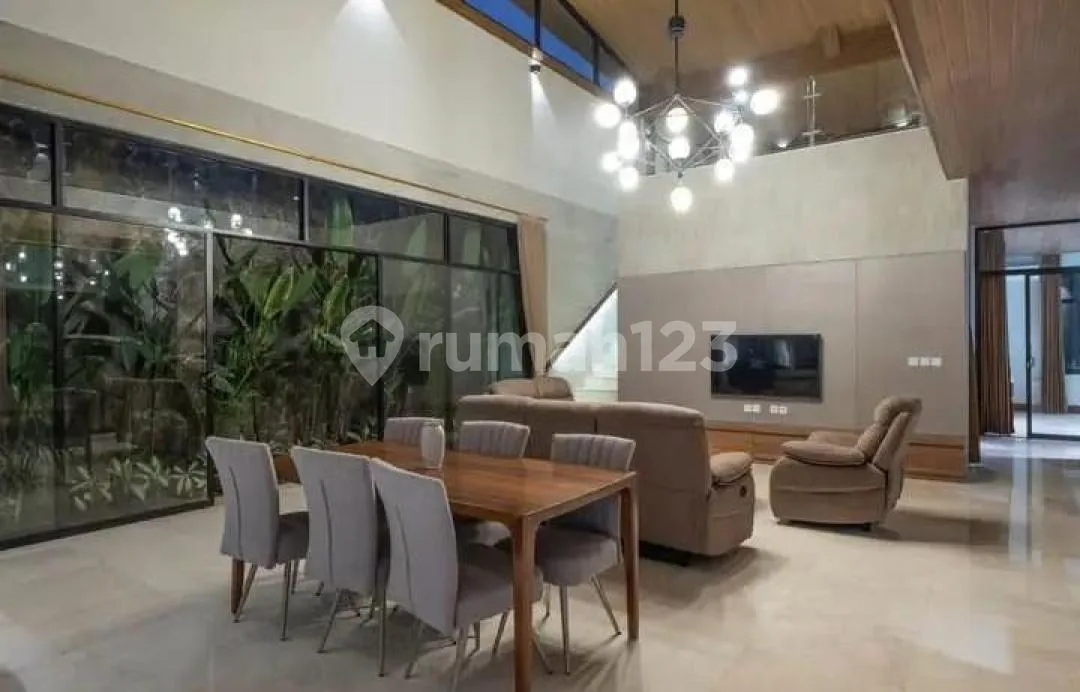 Villa Nyaman Luas Tanah 500M2di Sisi Pantai Sanur - Image 4 of 4