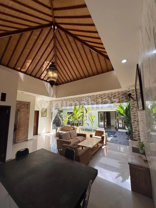 Villa Fully Furnished dengan Private Pool - Dalung - Image 2 of 4