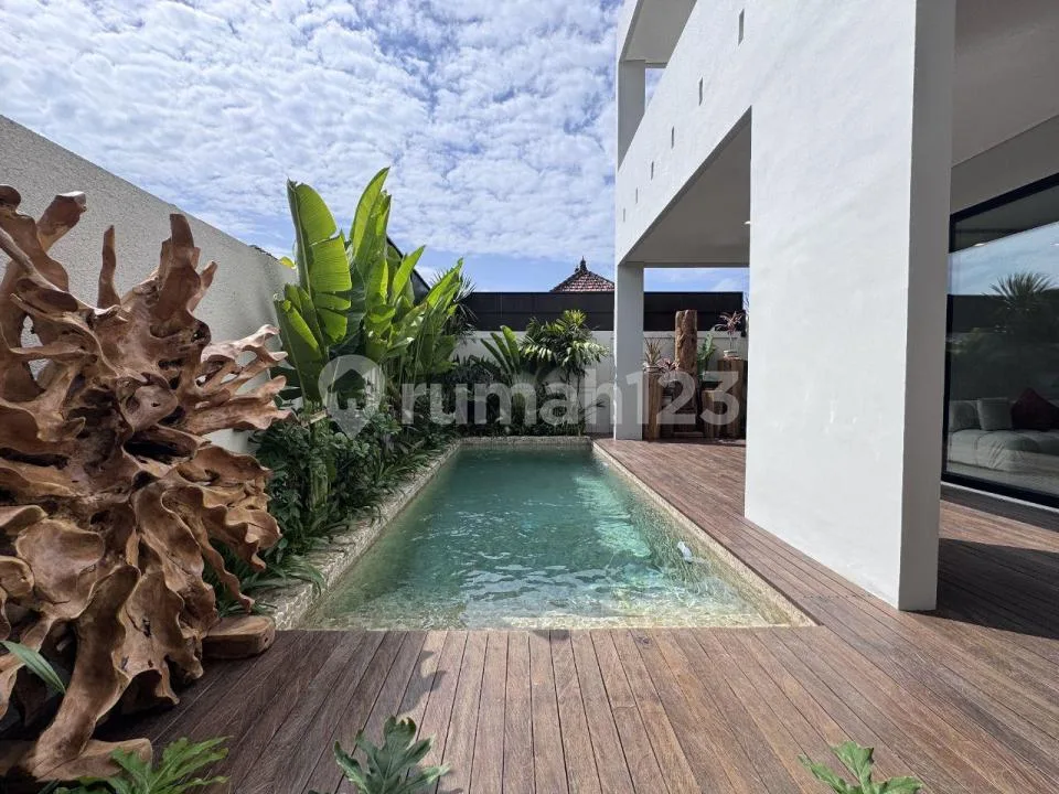 Leashold Villa Pungutan Sanur - 4 Bedrooms 200MÂ² - Image 2 of 4