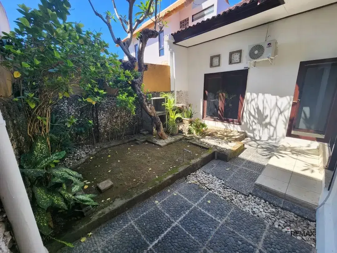 Rumah Dekat Pantai Segara Ayu & ICON Bali Mall Disewakan, di Sanur - Image 2 of 10