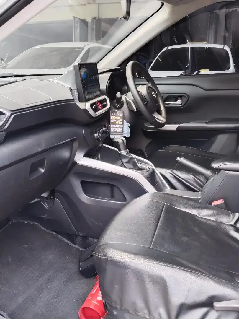 RAIZE GR SPORT TURBO 2023 ASLI BALI KM 20 RB SEPERTI BARU - Image 5 of 10