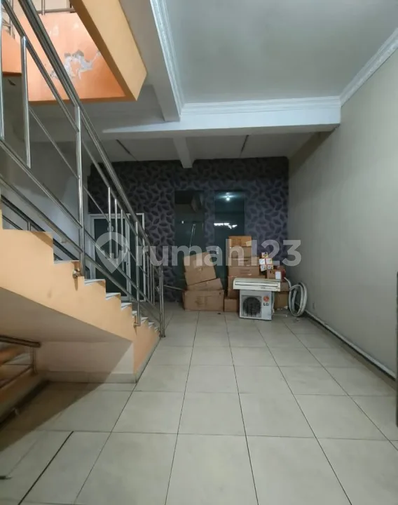 Ruko 3 Lantai Siap Huni Di Jl Teuku Umar Denpasar Cn - Image 2 of 4