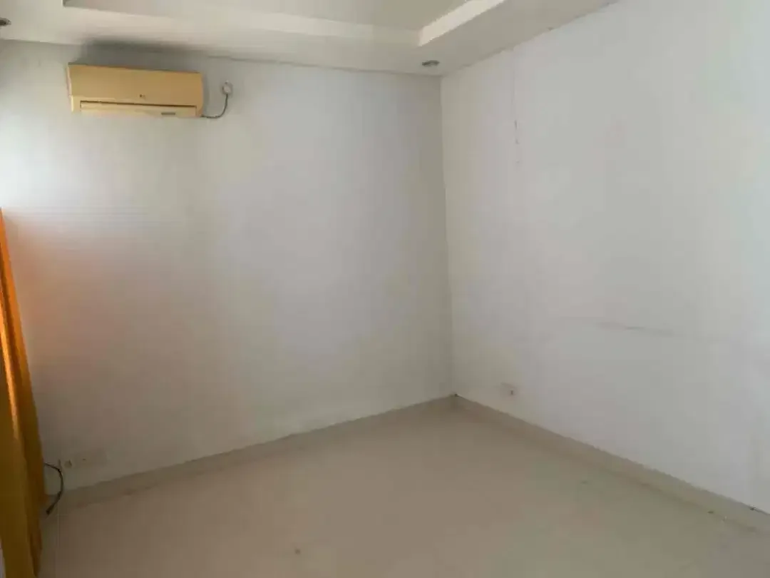 DIJUAL / DISEWAKAN RUMAH MEWAH 2 LANTAI – JAYAGIRI DENPASAR - Image 4 of 9