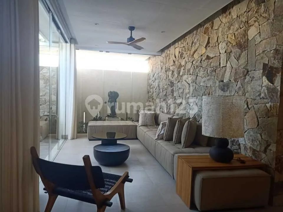 Villa Baru 2 Km di Area Dekat Sanur - Image 2 of 4