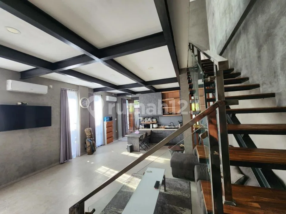 Disewakan Rumah Modern 2 Lantai di Jantung Kerobokan Badung - Image 3 of 4