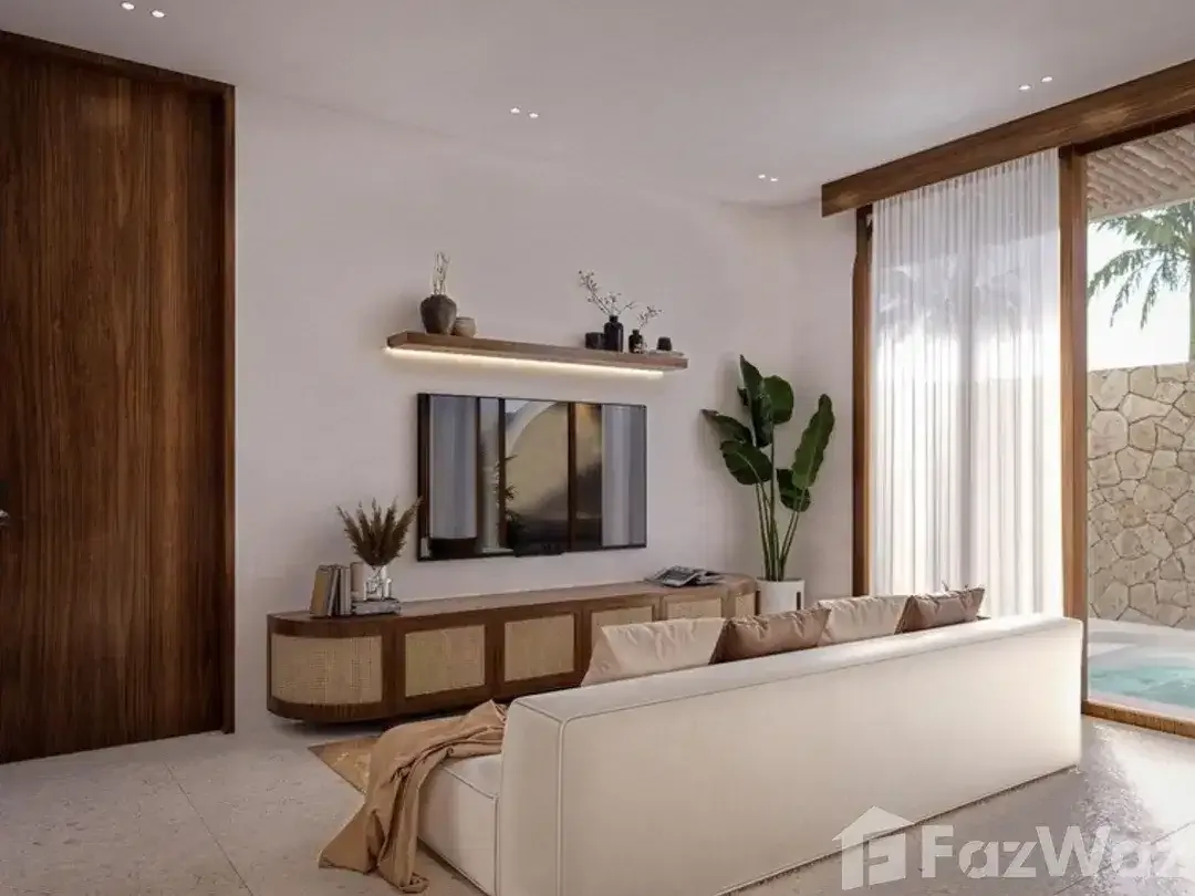 2 Bedroom Villa for sale in Batu Bolong, Bali - Image 2 of 10