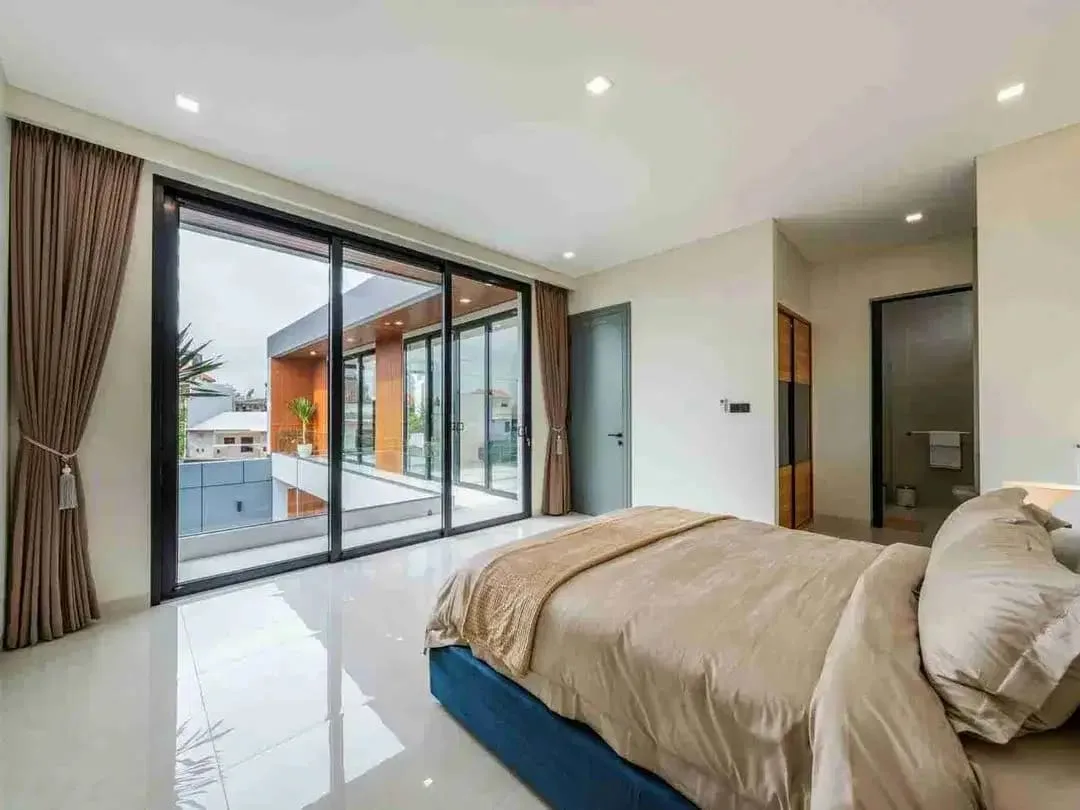 Villa Canggu Berawa 3 Kamar Tidur - Image 8 of 10