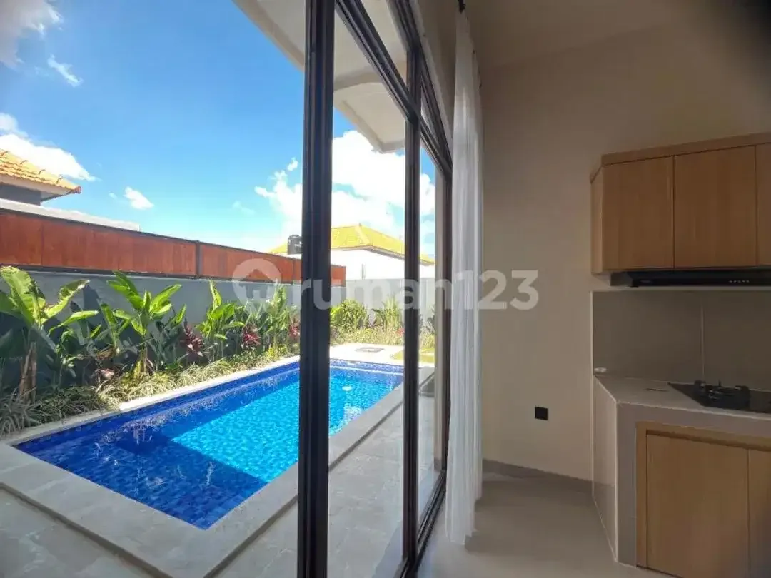 Villa Modern Tropis Merta Agung Kerobokan, Lt200 Lb120, Kolam Renang Privat, Rp 200 Juta/Tahun - Image 5 of 5