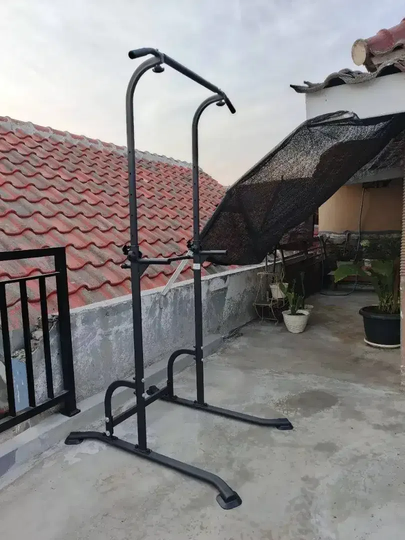 Pull Up / Dipping / Chin Up Hanging Bar - Image 1 of 1