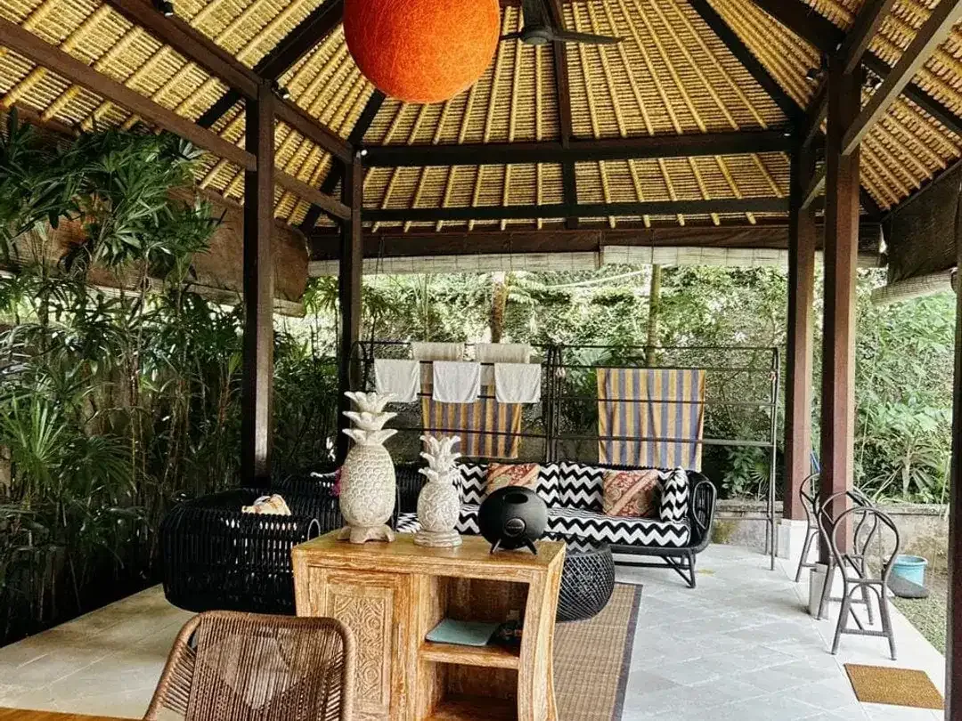 For Sale Balinese Style Villa Near Beach - Pererenan - Image 5 of 10