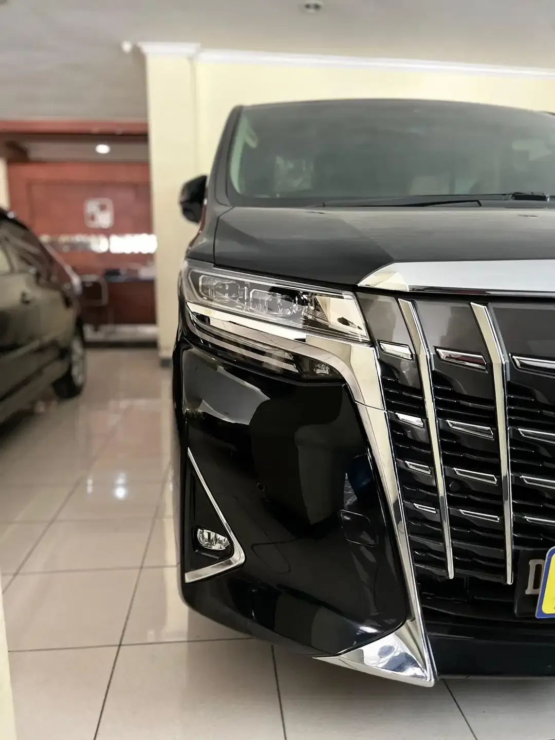 Toyota Alphard G (TSS) 2021 A/T 2.5 - Image 4 of 10