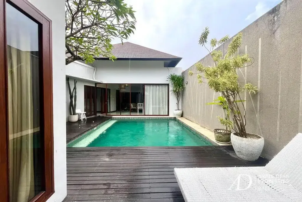 FREEHOLD 3 BEDROOM VILLA ONE GATE SYSTEM IN UMALAS - Image 5 of 10