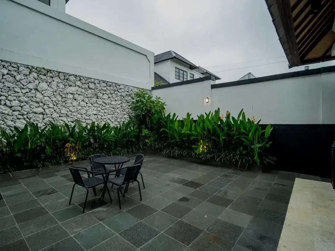 2 BEDROOM MODERN VILLA JIMBARAN - Image 5 of 10