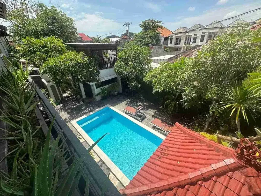 Dijual BUC guest house 13 kamar lokasi Kerobokan Kelod Dekat Bali Kiddy Kuta Utara Badung Bali - Image 1 of 8