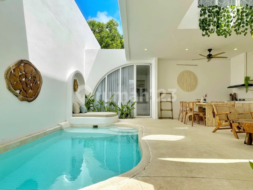 Villa SHM 3 Kamar Tidur di Jimbaran Dekat Gwk & Pantai Melasti Uluwatu - Image 1 of 4