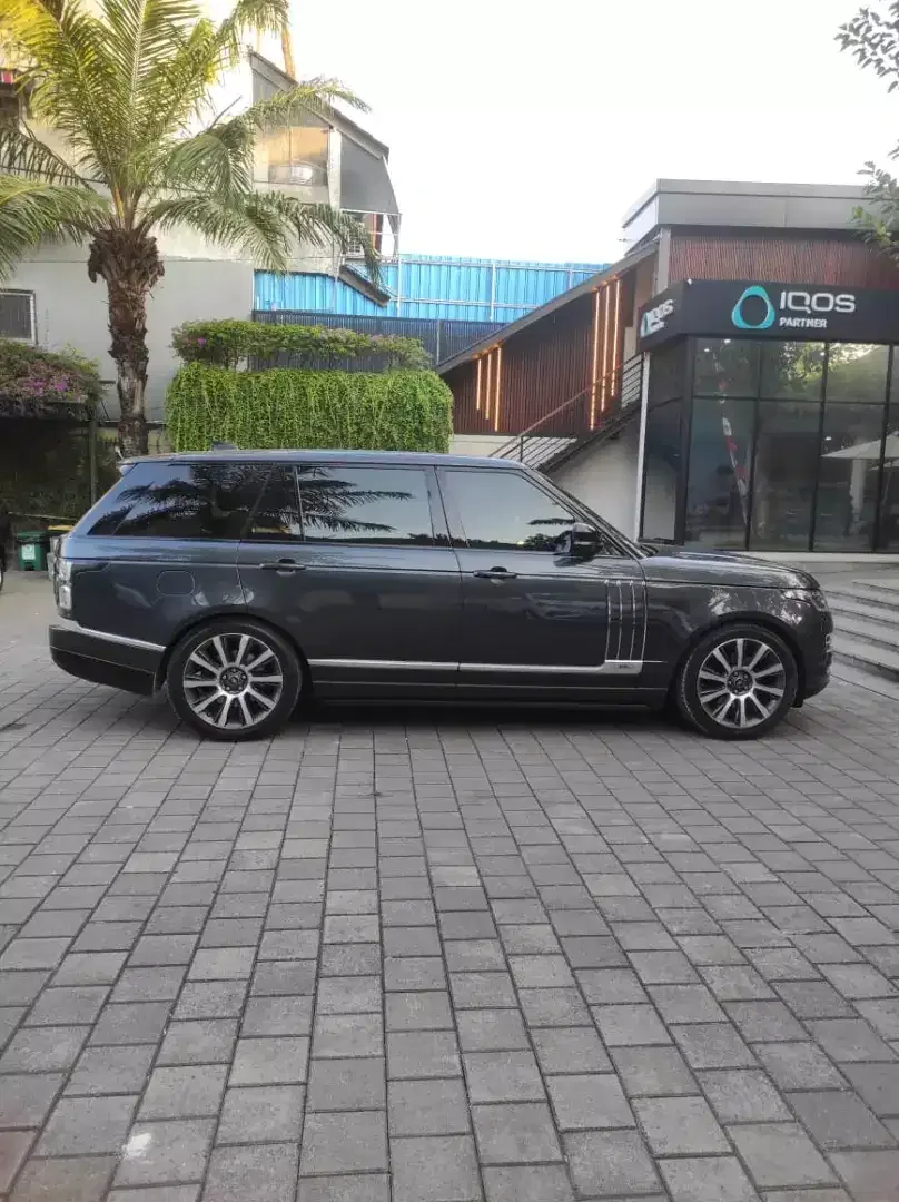Range rover vogue LWB 3.0 2017 - Image 7 of 9