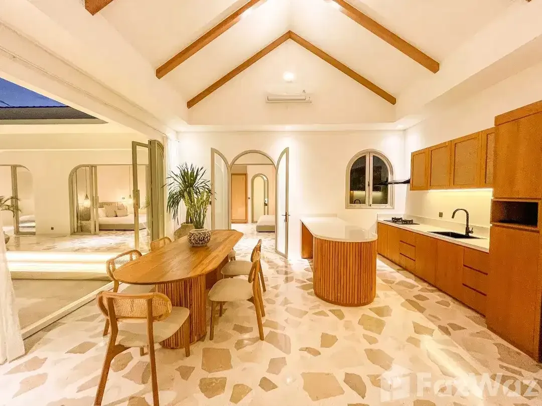 3 Bedroom Villa for sale in Kerobokan, Bali - Image 5 of 10