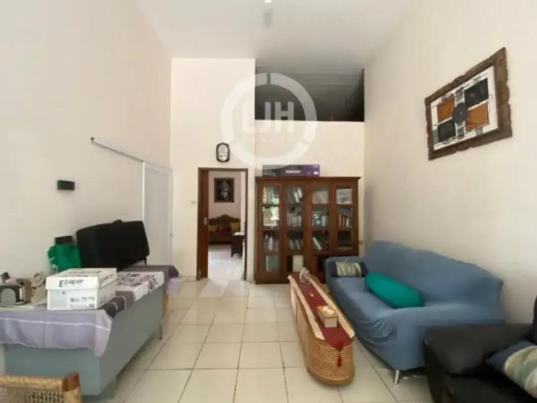 5 Bedroom House Area Ubung Kaja, Denpasar, Close to Citraland Waterpark and Main Road Cargo Permai - Image 1 of 6