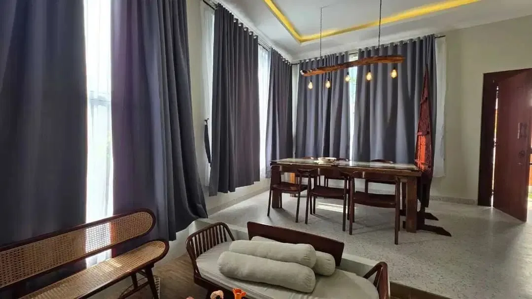 DIJUAL CEPAT VILLA UBUD CANTIK 2 LANTAI FULL FURNISHED - Image 9 of 10