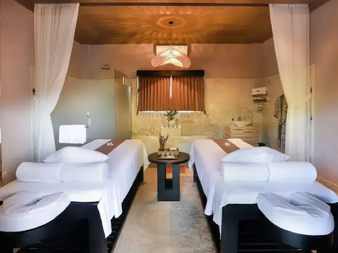 Resort Pantai Pandawa Jimbaran Badung - Image 8 of 10