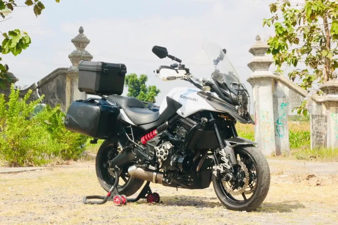 Kawasaki Versys 650 ABS Touring, CB500X, Himalayan, KTM 390 ADv - Image 1 of 4