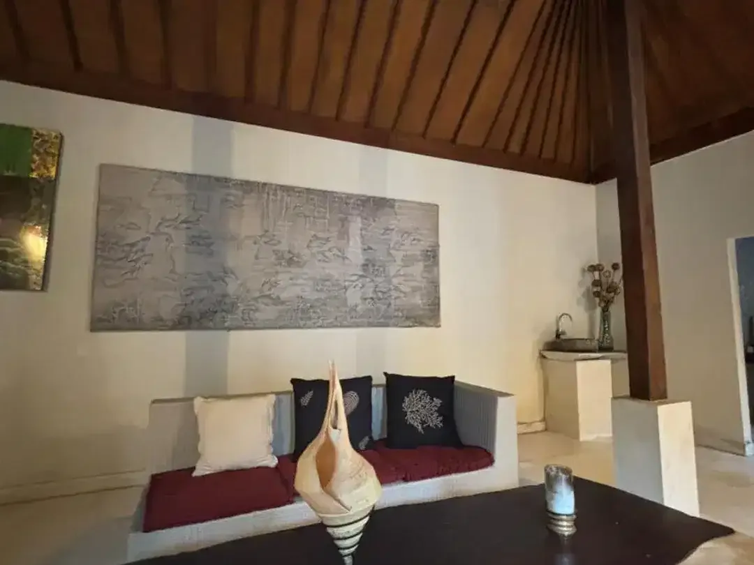 Villa For Rent Yearly - Jalan Raya Sanggingan - Image 4 of 5