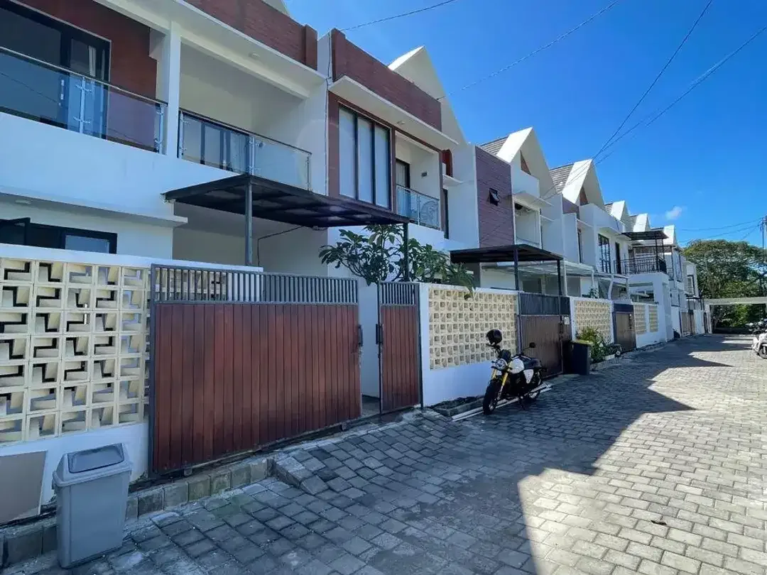 Dijual !! Villa 2 Bedrooms Lokasi komplek Royal Taman Bali, Taman Mumbul- Benoa - Image 6 of 10