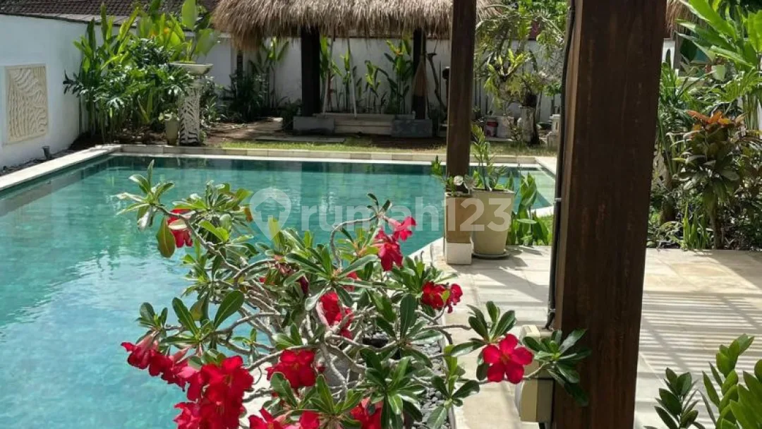 Villa Bagus 2 Lantai di Pantai Balangan Jimbaran Badung, Bali - Image 3 of 4