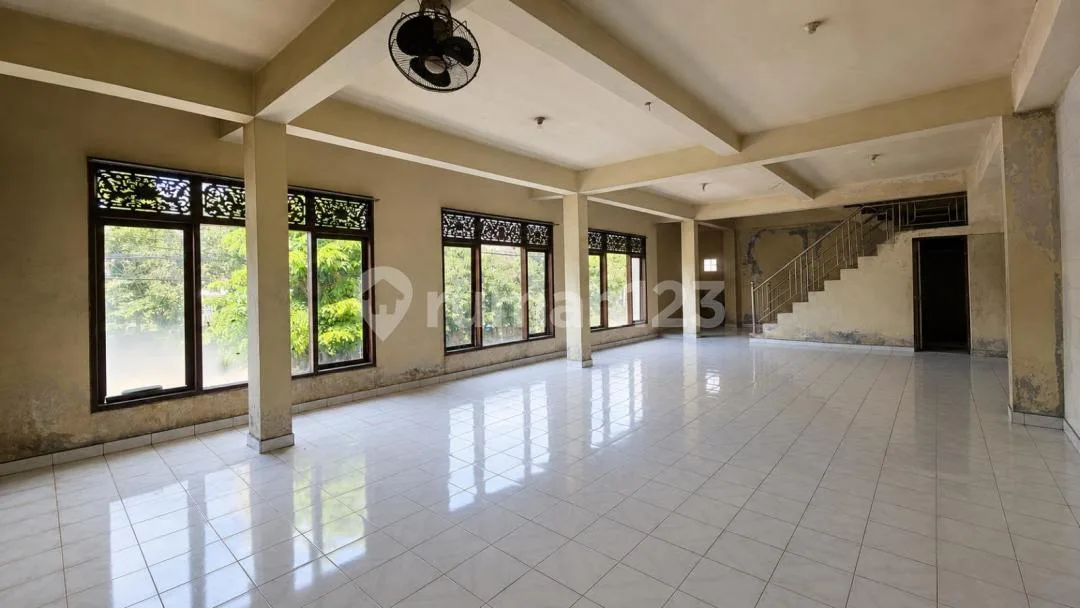 Jual Ruko Komersial 2 Lantai Multi-Tenant Stragis Eksposur Tinggi - Image 3 of 4