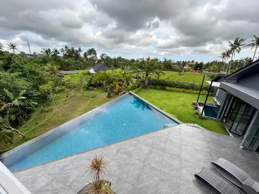READY LUXURY VILLA JAPANISI STYLE VIEW SAWAH ESTETIC SANGAT BAGUS DI UBUD - Image 1 of 10