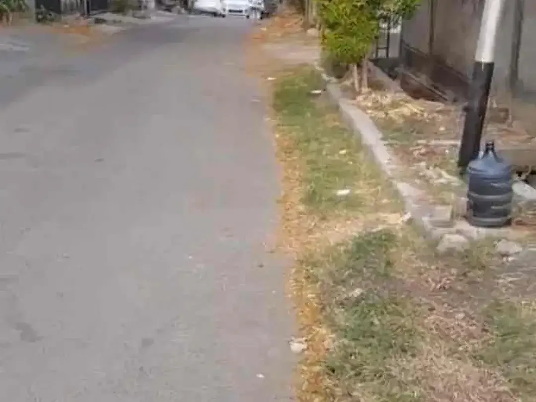 Freehold (DIJUAL) Lahan
sebidang tanah di jln Muding indah  kerobokan kuta utara Badung

Luas tanah 8,45 Are
Lebar depan 22.5 meter
Hadap utara
Akses jalan masuk 8 meter LC
SHM
Zona kuning
Sangat - Image 1 of 5