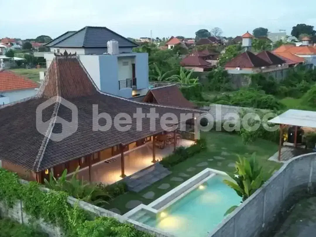 Luxurious Joglo Villa in Central Ubud – 4 Bedrooms with Expansive Land & Timeless Balinese Design - Image 8 of 10