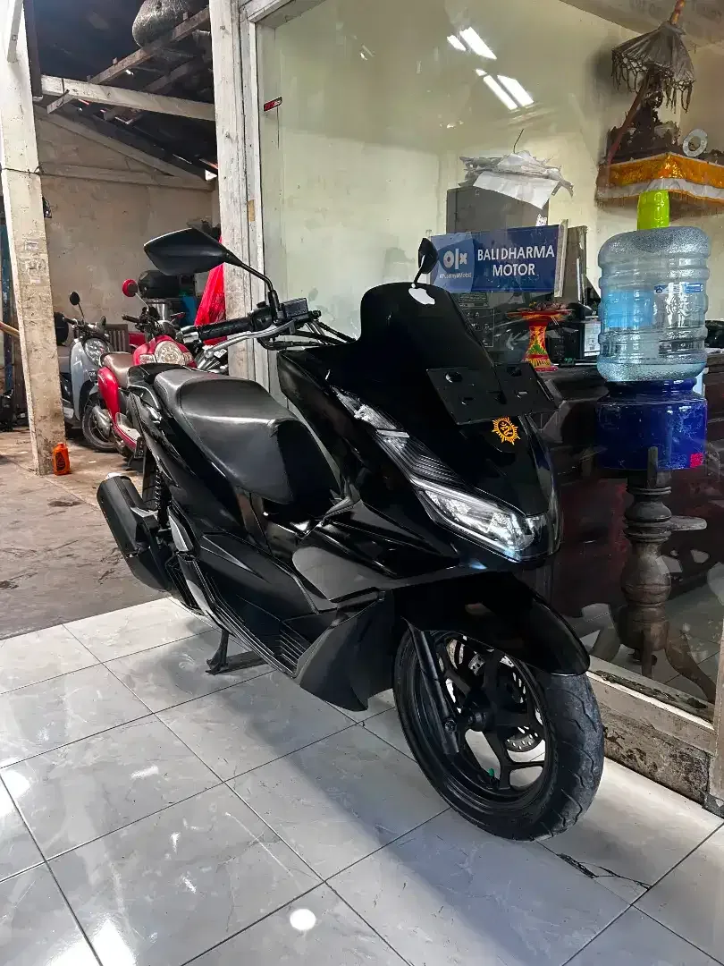 HONDA PCX 160 TAHUN 2023 PAJAK HIDUP SURAT LENGKAP - Image 4 of 7