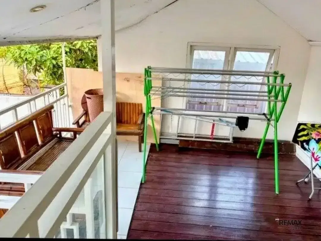 Rumah Siap Huni Ada Kolam Renang Disewakan, di Sanur - Image 10 of 10