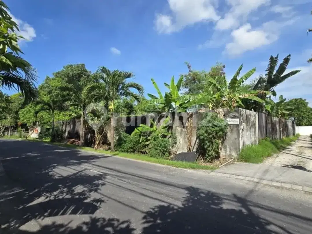 Dijual Tanah Premium Sangat Langka Sangat Strategis - Image 7 of 9