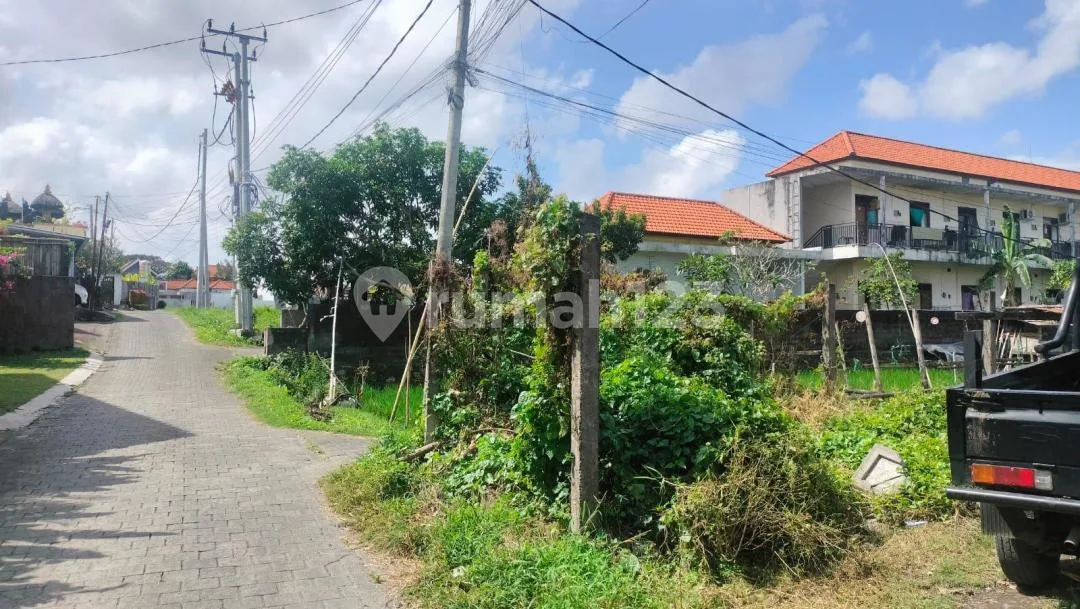 Dijual Tanah / Disewakan Tanah Lokasi Umalas Bumbak , Sangat Cocok untuk Komplex Vila atau Investasi - Image 1 of 4