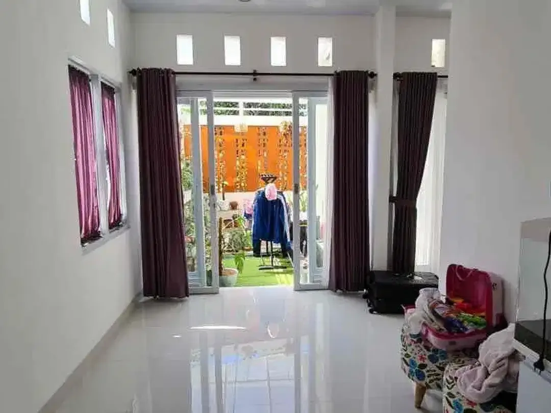 For sale

Di jual rumah lantai 2
Lokasi di jln danau tempe sanur kauh denpasar selatan - Image 6 of 6