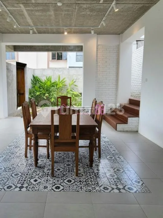 Jual Villa Modern Joglo Kolam Renang Ungasan Kuta Selatan LT 300 M2 - Image 2 of 4